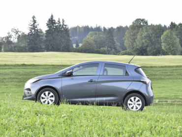E-Auto mit Sonnenstrom